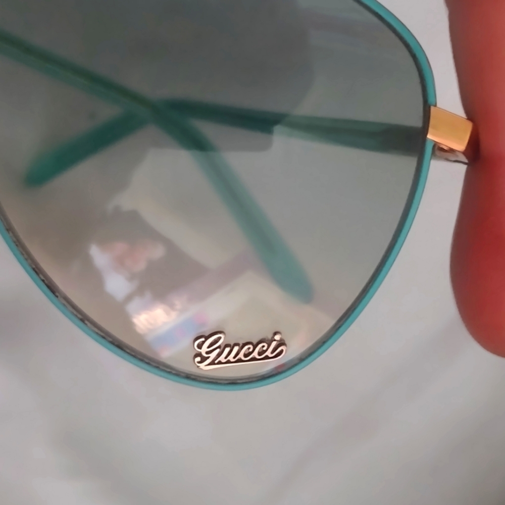 Gucci Turquoise Sunglasses Aviator Design